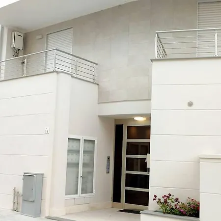 Lägenhet Lido Apartments, Nuovi E Moderni, Vicino *