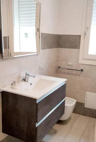 Lido Apartments, Nuovi E Moderni, Vicino