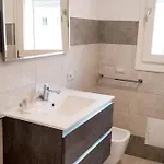 Lido Apartments, Nuovi E Moderni, Vicino Spiaggia, Trilocale Con Terrazza O Matrimoniale