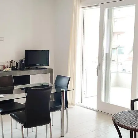 Lido Apartments, Nuovi E Moderni, Vicino * Alghero