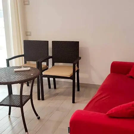 Lido Apartments, Nuovi E Moderni, Vicino